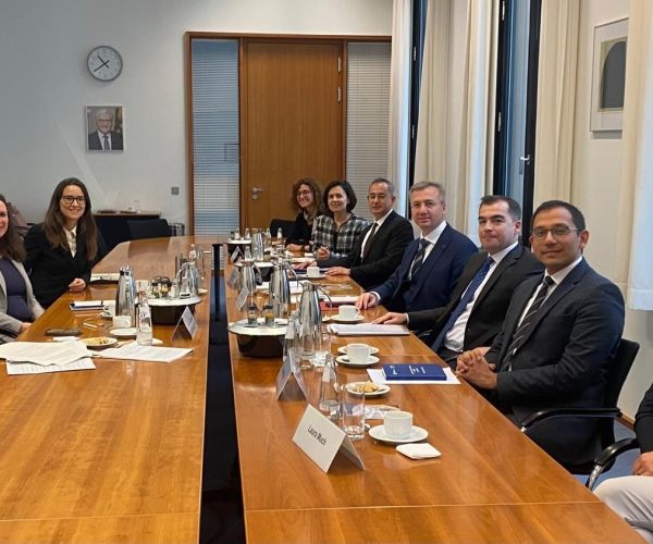 1730275850594 1730275850594